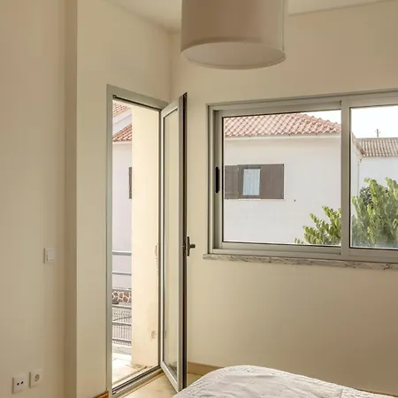 Bright & Airy 3br Spacious