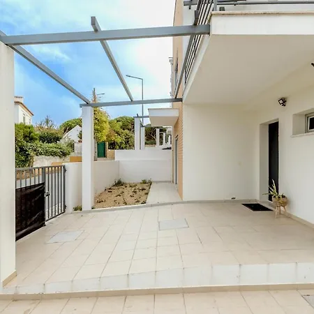 Villa Bright & Airy 3br Spacious