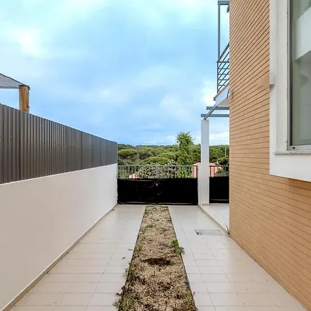 Bright & Airy 3br Spacious * Sesimbra