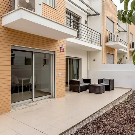 Bright & Airy 3br Spacious Villa