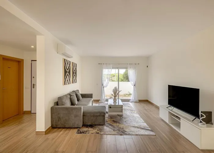 Bright & Airy 3br Spacious