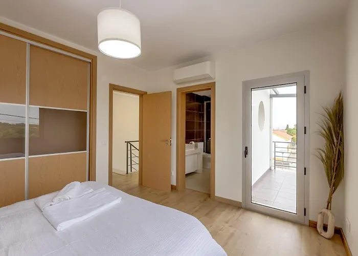 Bright & Airy 3br Spacious