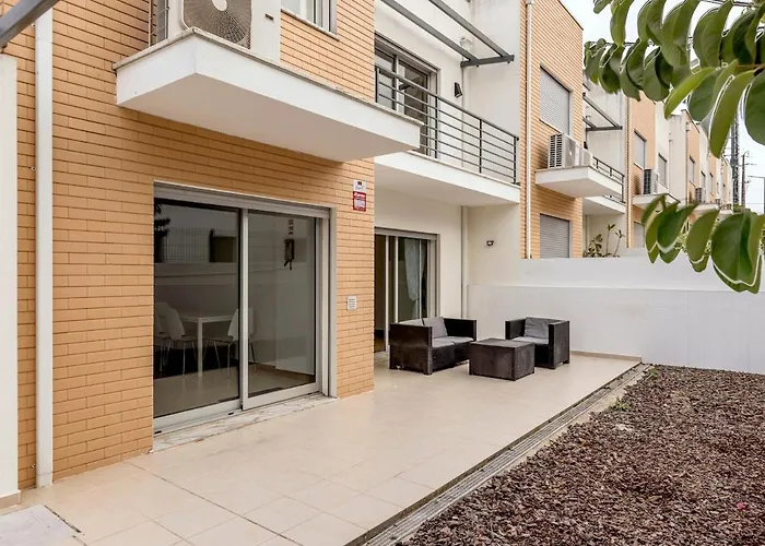 Bright & Airy 3br Spacious Villa