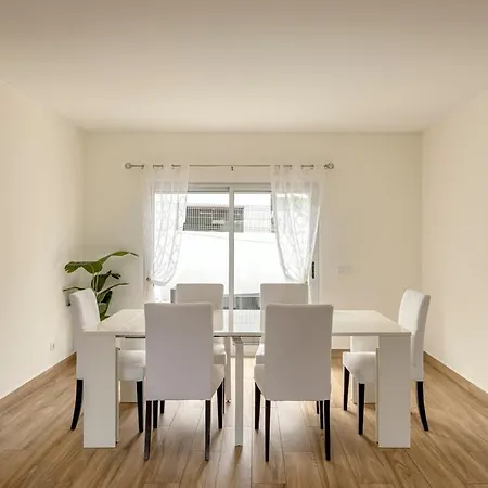 Bright & Airy 3br Spacious