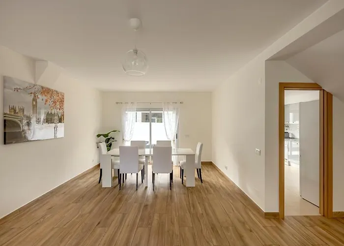 Bright & Airy 3br Spacious Villa Sesimbra