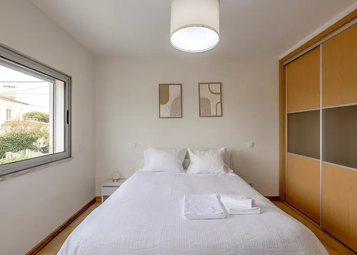 Bright & Airy 3br Spacious Villa Sesimbra